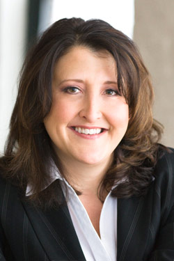 Dream Town Real Estate Consultant - Cynthia Dunn Joubert