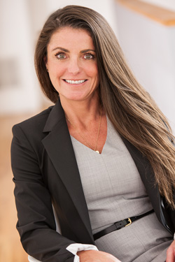 Dream Town Real Estate Consultant - Elizabeth Amidon